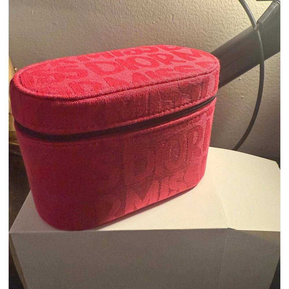 Miss Dior Mini Vanity Case Pink .